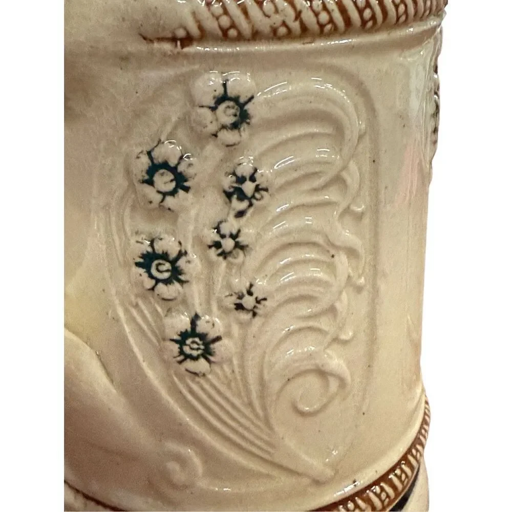 Antique Vintage‎ German Beer Stein 1/4 L size